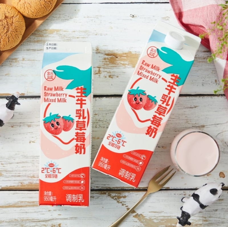 【盒馬生牛乳草莓奶】950ml